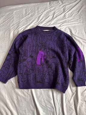 Y2K graphic sweater